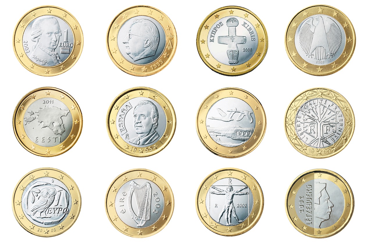 Kolekcja monet euro z różnych krajów strefy euro